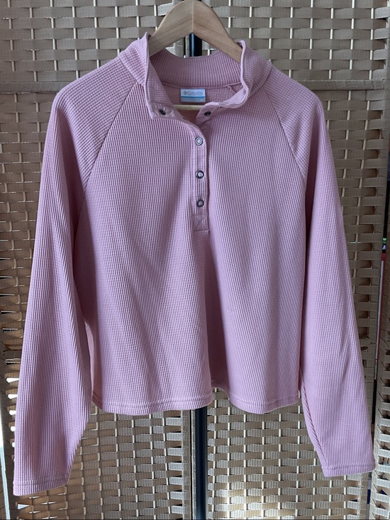 Columbia Sportswear Company Jackets & Blazers - Women's Utility Waffle Pullover Jacket in Dusty Pink
